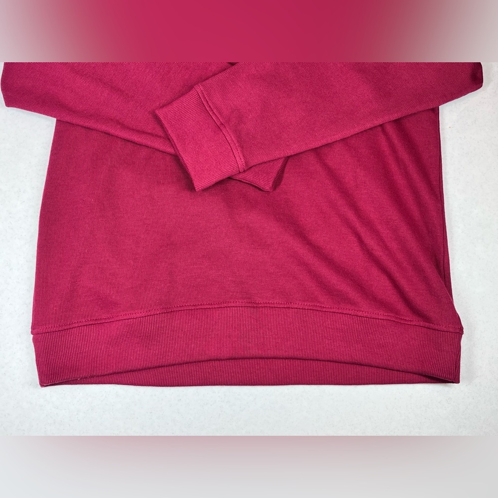 Van Heusen Men’s Medium Red 1/4 Zip Top. - Picture 4 of 10